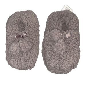 NWT Mirabeau Cozy Plush Teddy Slippers S/M Gray Faux Shearling Slippers